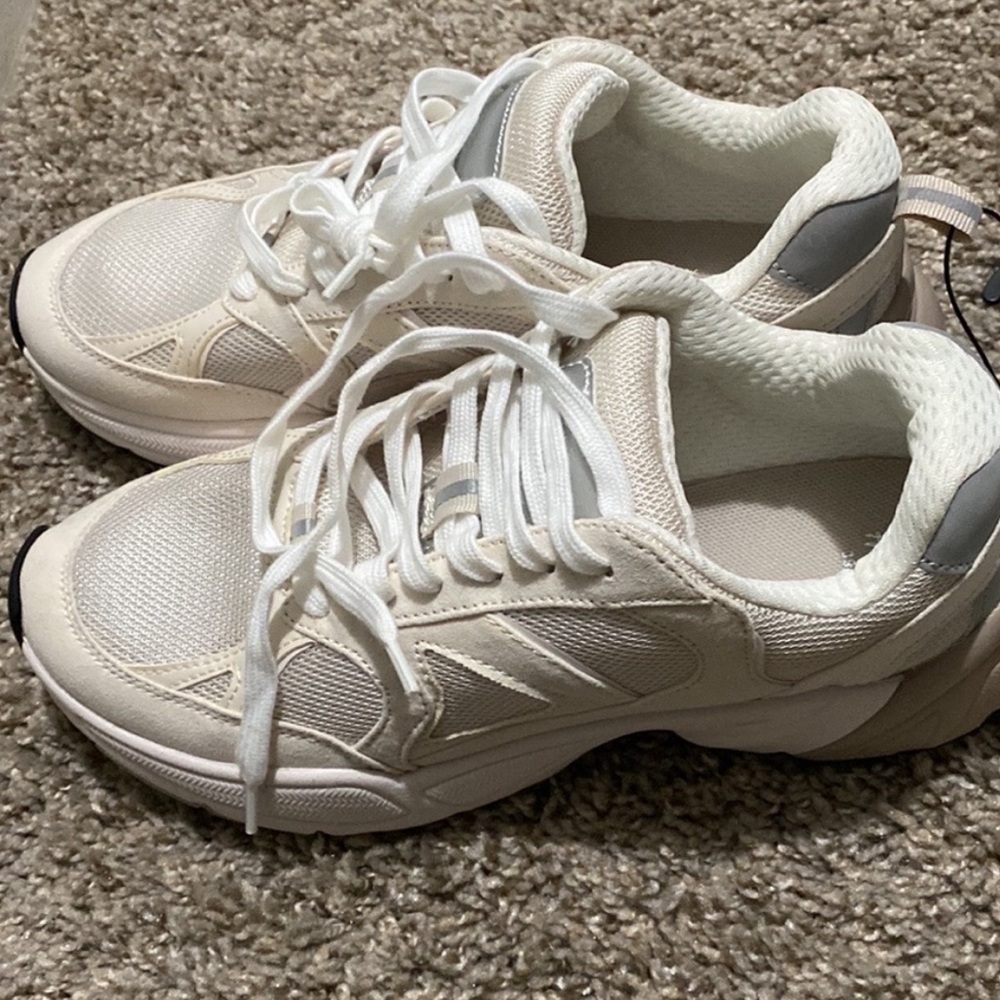 H&M Women's Cream Sneakers